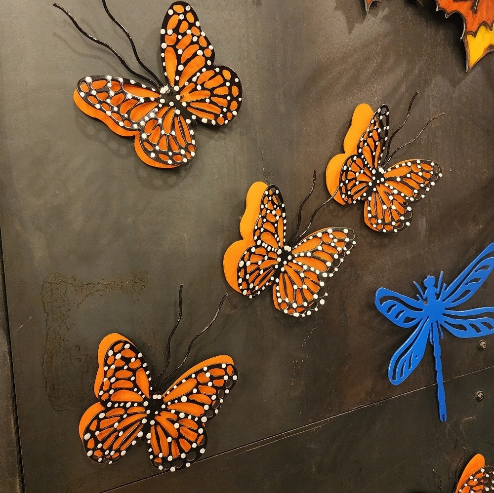 Butterfly magnet